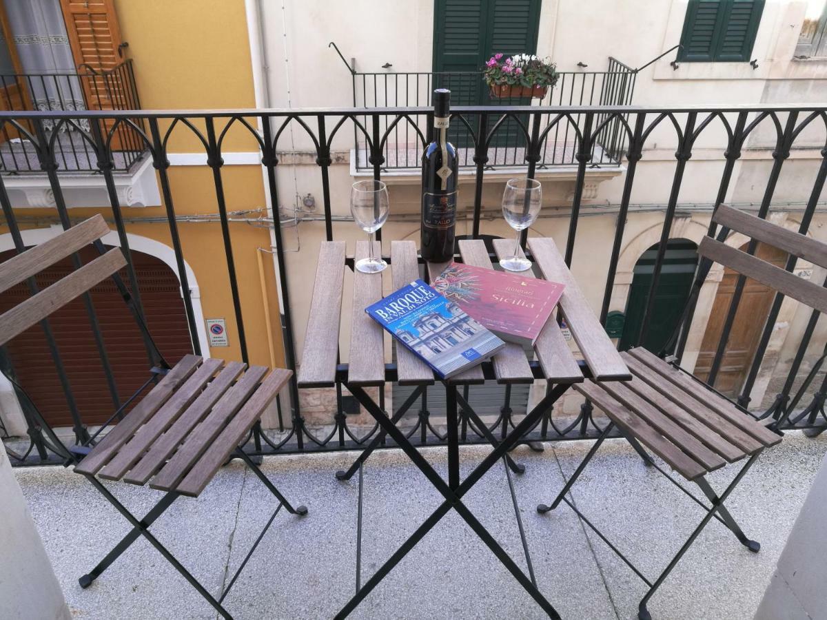 Appartamento In Centro Casa Vacanza Scicli Kültér fotó